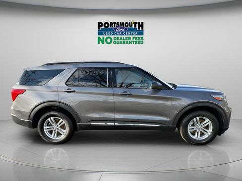 Used 2022 Ford Explorer XLT w/ Equipment Group 202A AWD/4WD image 6