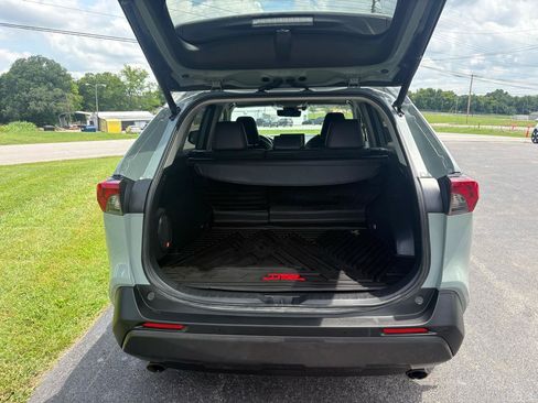Used 2020 Toyota RAV4 TRD Off-Road AWD/4WD image 4