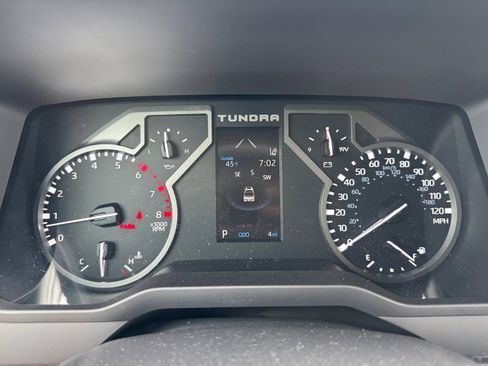 New 2026 Toyota Tundra SR5 AWD/4WD image 32