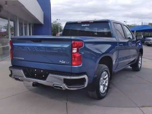 Used 2024 Chevrolet Silverado 1500 LT w/ Z71 Off-Road Package AWD/4WD image 13