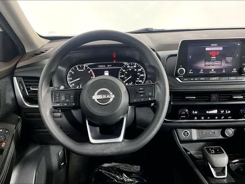 Used 2023 Nissan Rogue SV AWD/4WD image 5