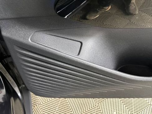 Used 2022 Volkswagen ID.4 Pro S image 28