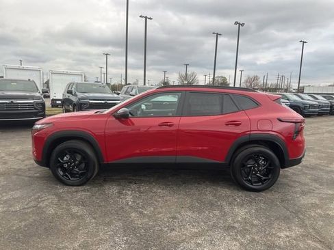 New 2026 Chevrolet Trax LT FWD image 6