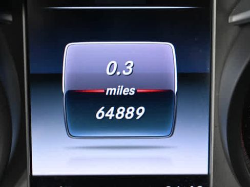 Used 2018 Mercedes-Benz GLC 300 4MATIC image 24