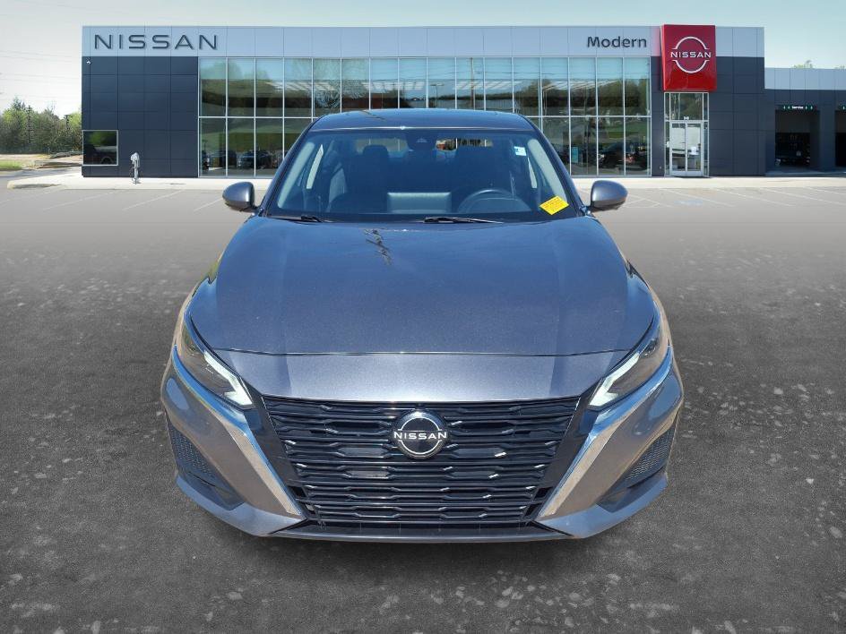 Used 2023 Nissan Altima 2.5 SL AWD/4WD image 2