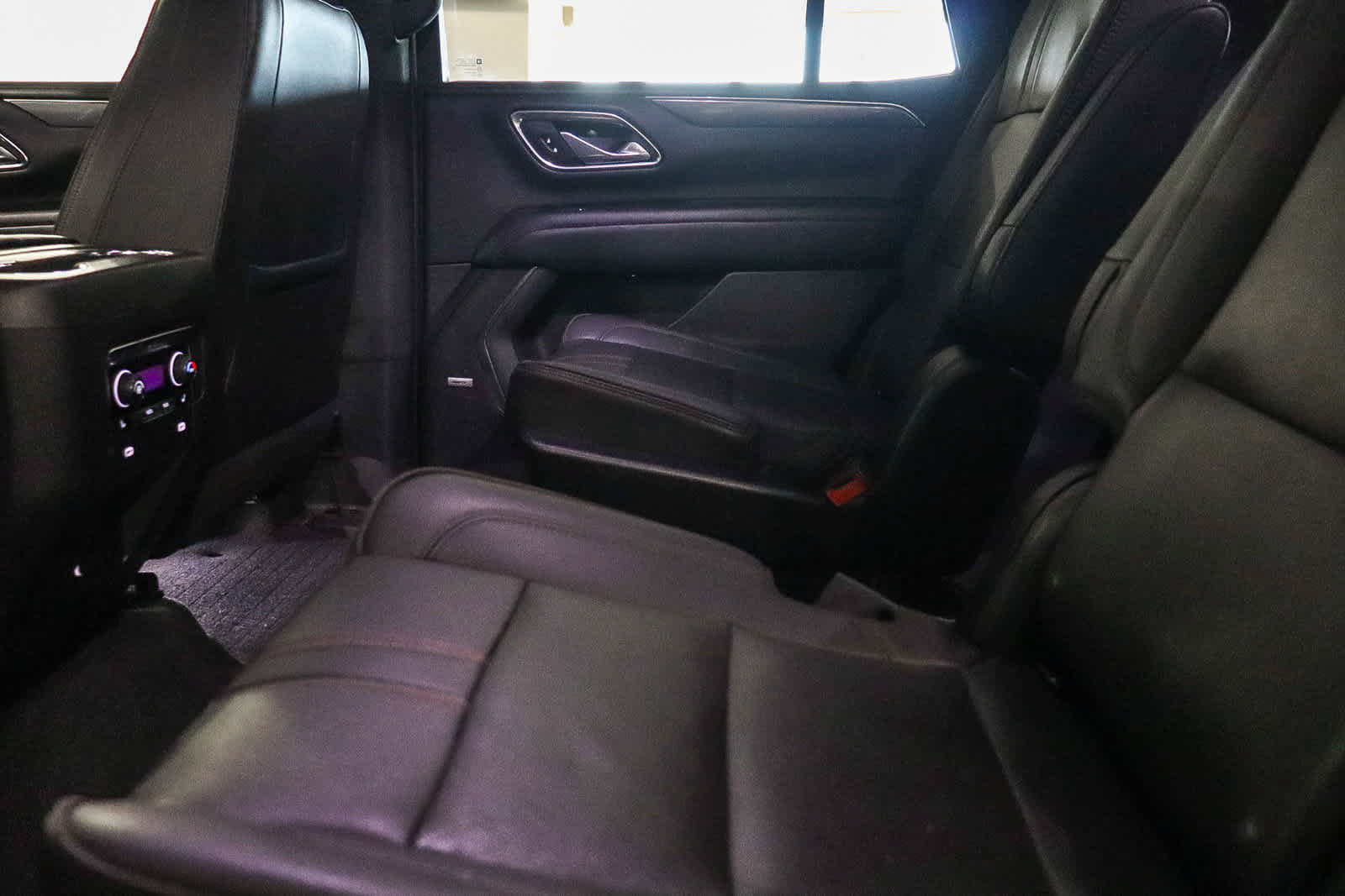 Used 2023 Chevrolet Tahoe RST w/ Luxury Package RWD image 20