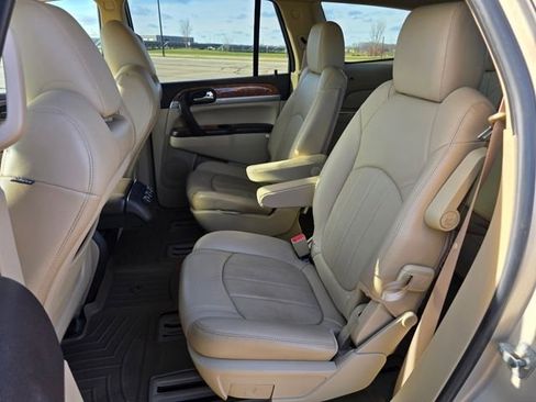 Used 2011 Buick Enclave CXL w/ Trailering Provision Package image 19