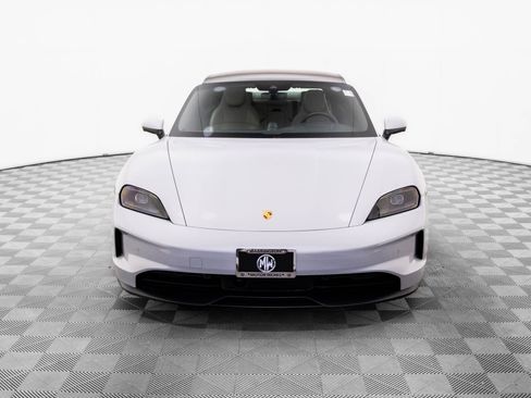 Certified 2025 Porsche Taycan image 9