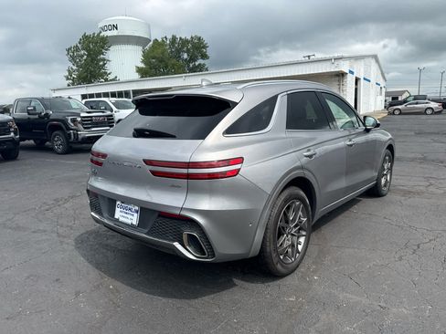 Used 2023 Genesis GV70 2.5T w/ Advanced Package AWD/4WD image 5