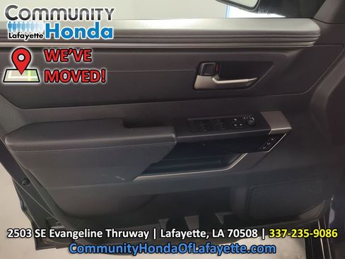 Used 2025 Toyota Tundra Limited w/ TRD Off-Road Package AWD/4WD image 21
