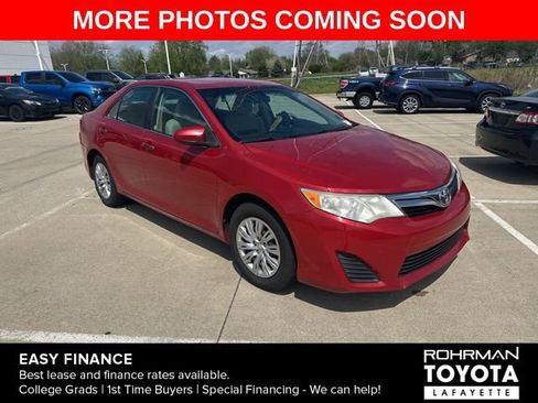 Used 2012 Toyota Camry LE image 3