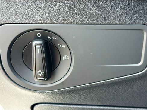 Certified 2024 Volkswagen Tiguan S AWD/4WD image 32