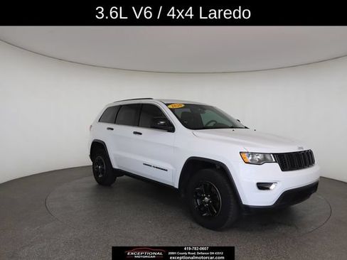 Used 2020 Jeep Grand Cherokee Laredo AWD/4WD image 26