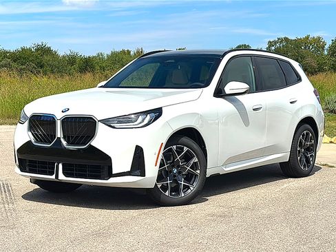 New 2026 BMW X3 xDrive30i w/ M Sport Package AWD/4WD image 2