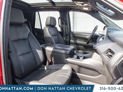 Used 2022 Chevrolet Tahoe RST w/ Luxury Package AWD/4WD image 21
