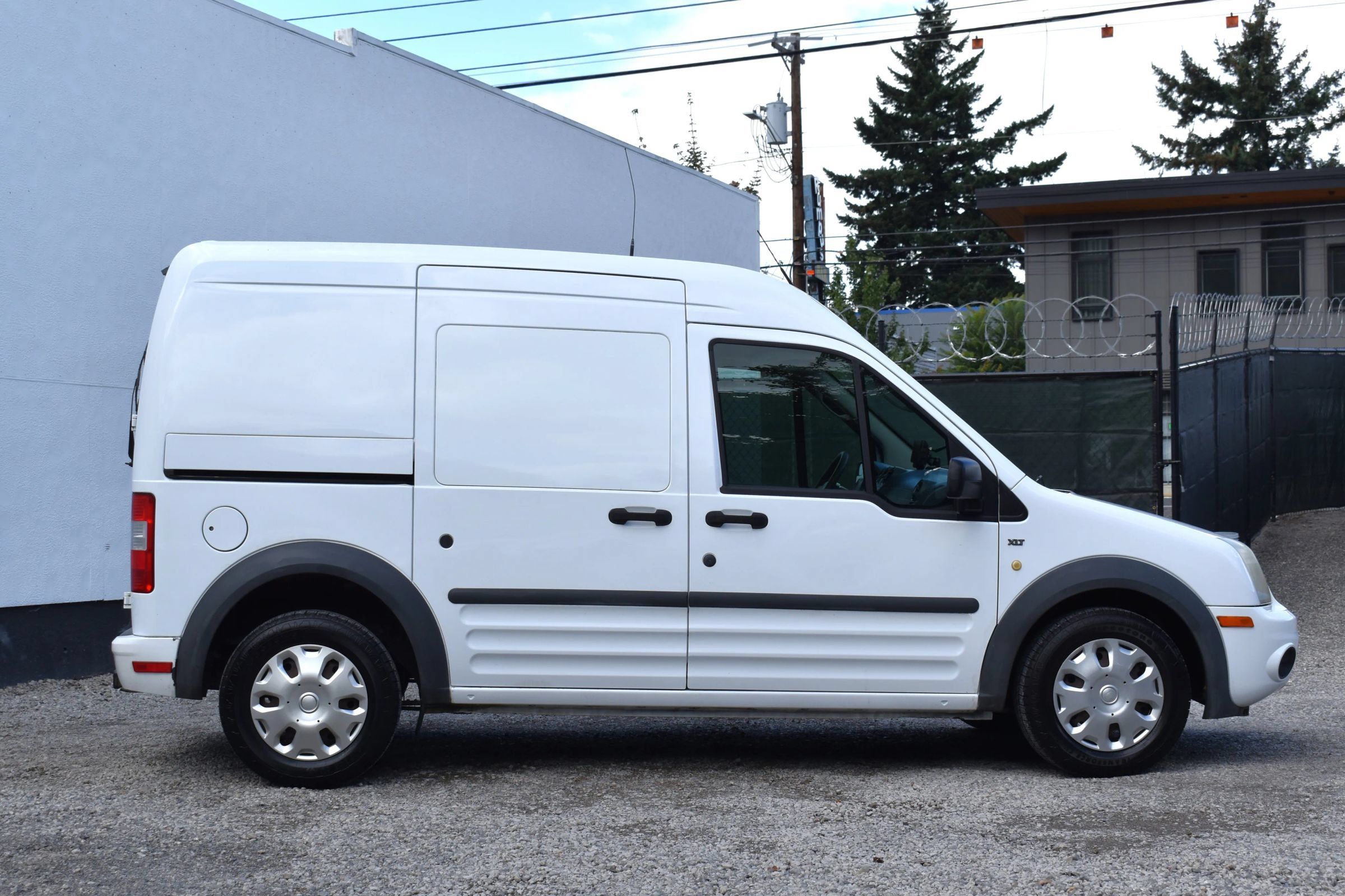 Used 2011 Ford Transit Connect XLT FWD image 6