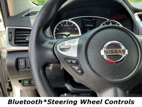 Used 2018 Nissan Sentra S w/ S Midnight Style Package FWD image 11