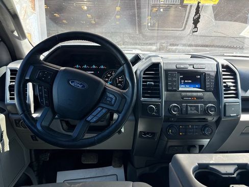 Used 2017 Ford F150 XLT w/ Equipment Group 301A Mid image 19