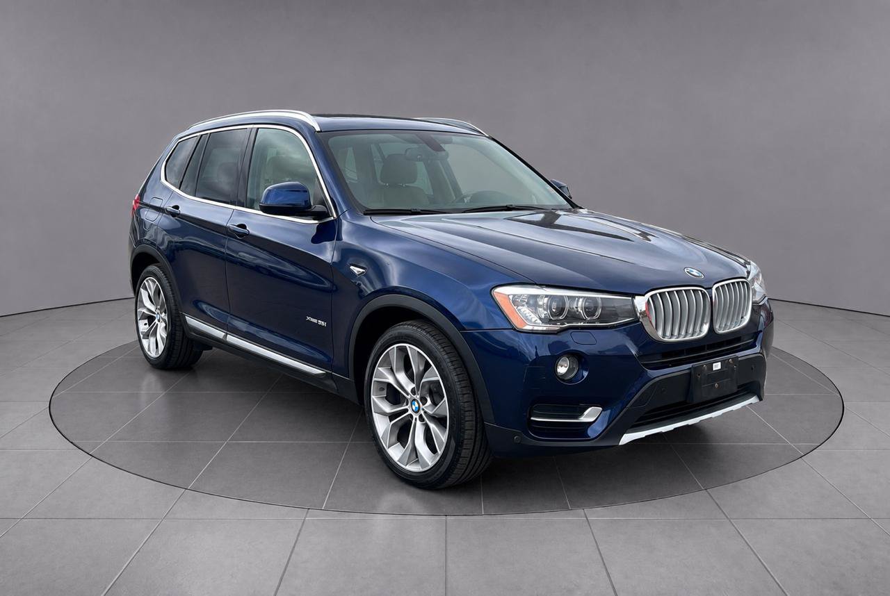 Used 2017 BMW X3 xDrive28i AWD/4WD image 3