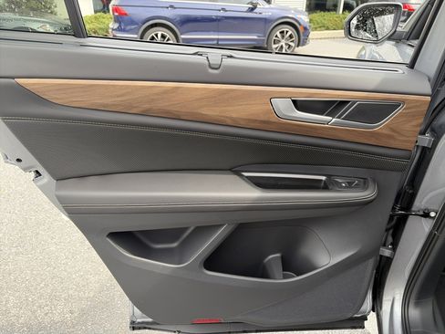 New 2026 Volkswagen Atlas SE AWD/4WD image 16