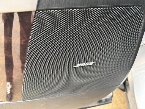 Used 2011 MAZDA CX-9 Grand Touring w/ Moonroof & Bose Audio Pkg FWD image 15