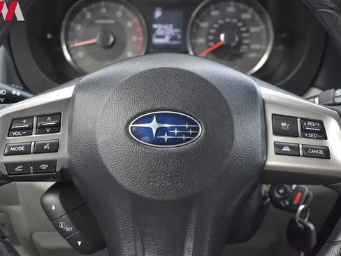 Used 2015 Subaru Forester 2.5i Premium AWD/4WD image 18
