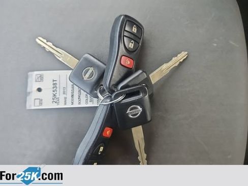Used 2013 Nissan Frontier SV AWD/4WD image 37