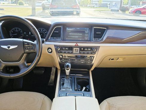 Used 2015 Hyundai Genesis 3.8 AWD/4WD image 15