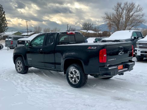Used 2019 Chevrolet Colorado Z71 image 3