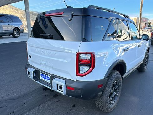 New 2025 Ford Bronco Sport Badlands w/ Sasquatch Badlands Package image 3
