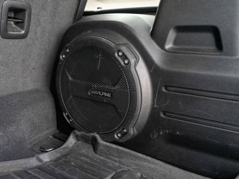 Used 2023 Jeep Wrangler Unlimited Sahara w/ Cold Weather Group AWD/4WD image 10