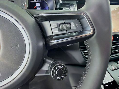 New 2026 Porsche Macan GTS AWD/4WD image 14