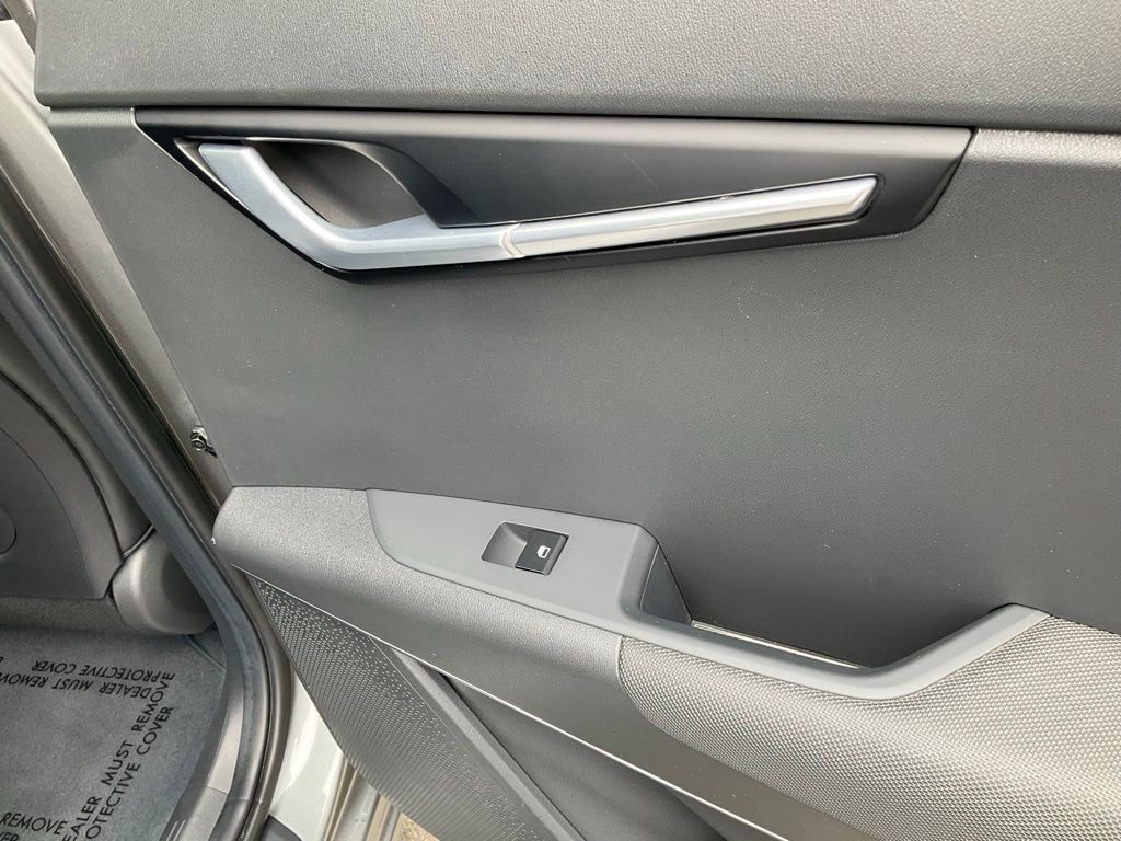 Used 2024 Kia Niro Wind FWD image 60