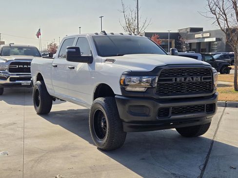 Used 2024 RAM 2500 Tradesman image 8