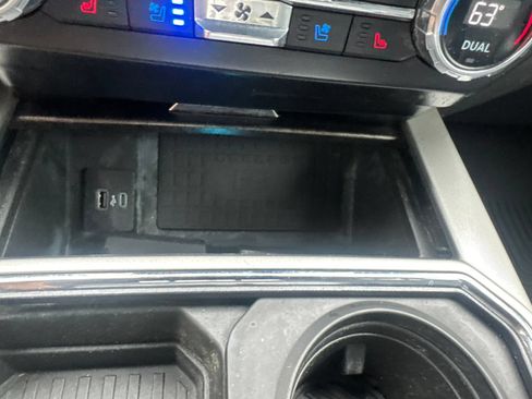 Used 2022 Ford F350 Lariat w/ Lariat Ultimate Package AWD/4WD image 32