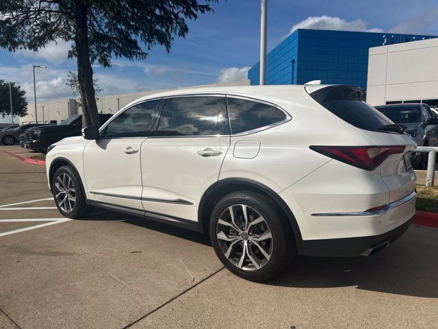 Used 2024 Acura MDX w/ Technology Package FWD image 5