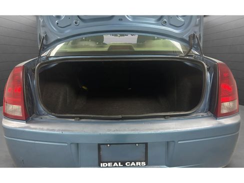Used 2007 Chrysler 300 RWD image 19