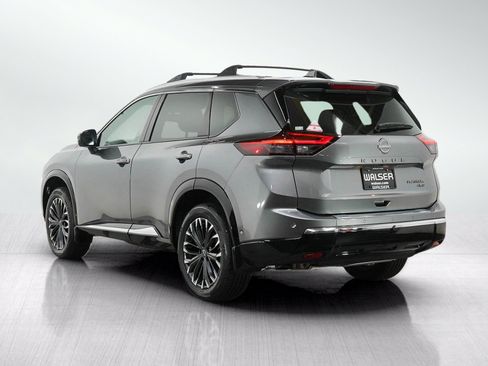 Used 2026 Nissan Rogue Platinum w/ Platinum Premium Package AWD/4WD image 3