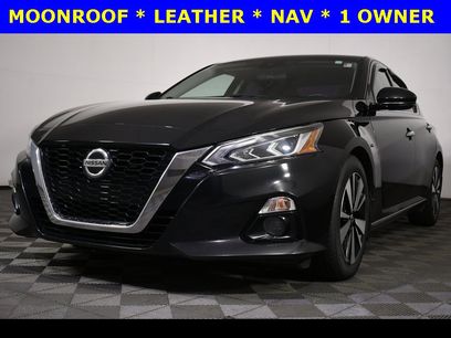 Used 2021 Nissan Altima 2.5 SL