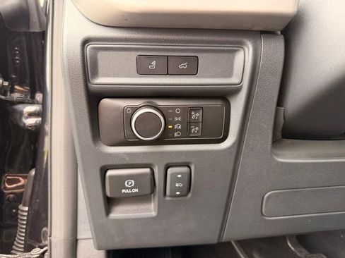 Used 2024 Ford Expedition Max XLT RWD image 12