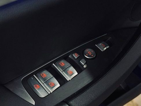 Used 2021 BMW X3 xDrive30i w/ Premium Package image 17