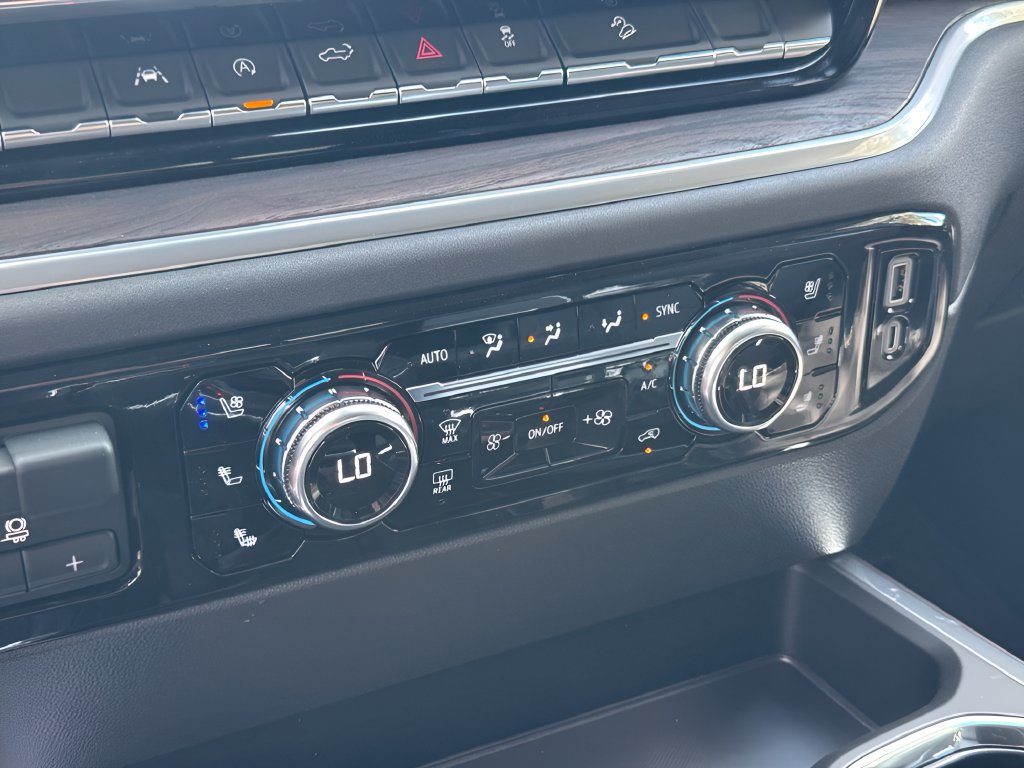 New 2026 GMC Sierra 1500 SLT AWD/4WD image 16