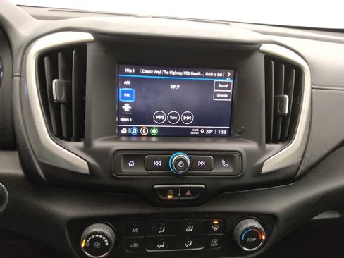 Used 2024 GMC Terrain SLE FWD image 23