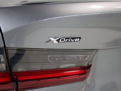 Used 2025 BMW 330i xDrive Sedan image 13
