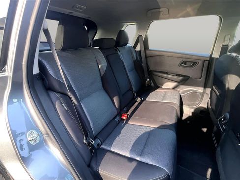 Used 2021 Nissan Rogue S FWD image 20