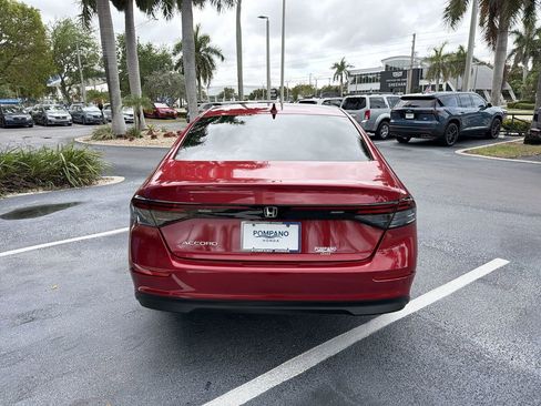 Used 2024 Honda Accord EX image 7