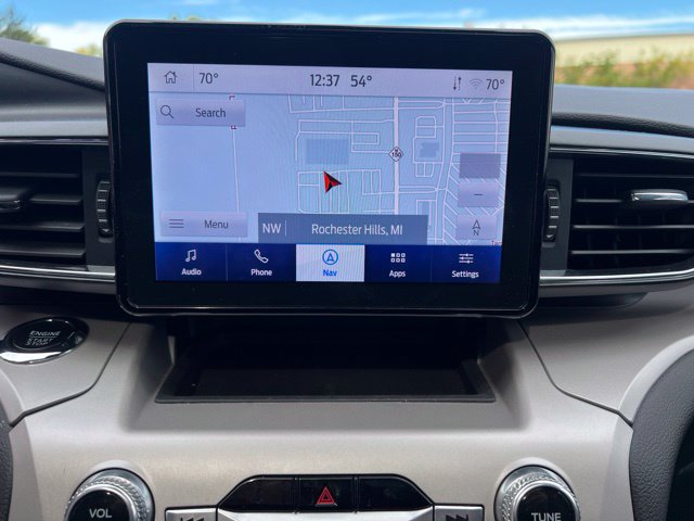 Used 2024 Ford Explorer XLT w/ Equipment Group 202A AWD/4WD image 28
