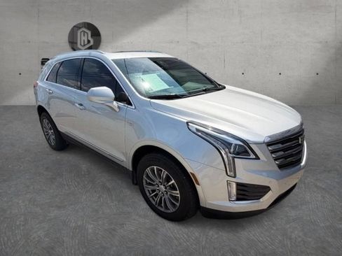 Used 2019 Cadillac XT5 Luxury FWD image 8