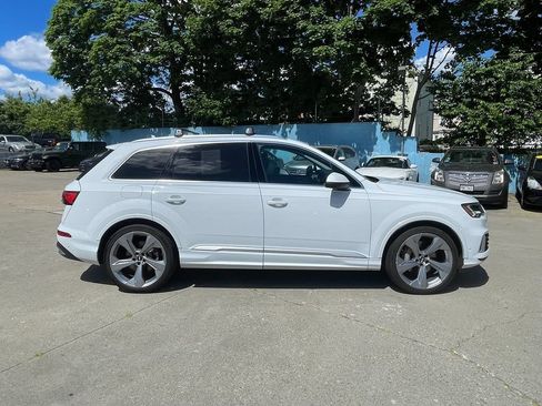 Used 2020 Audi Q7 3.0T Prestige w/ Prestige Package AWD/4WD image 4