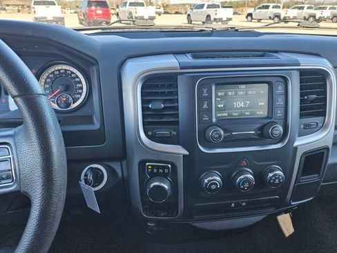 Used 2018 RAM 1500 Classic SLT image 17